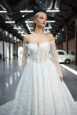 Hilal Gelinlik Modeli – Zarif Dantel Detaylı, Uzun Kollu Prenses Kesim Gelinlik - Görsel 2